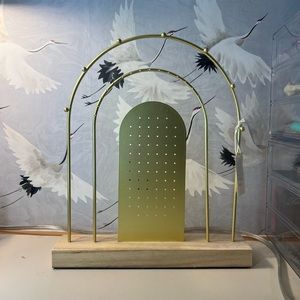 Rainbow Arch Jewelry Stand
